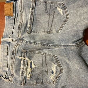 American Eagle Outfitters Light Blue Distressed Women’s Jeggings
